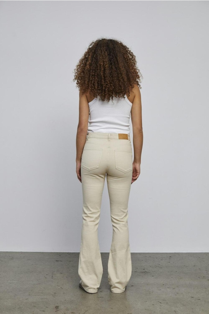 NMSALLIE HW FLARE JEANS OATMEAL NOO 27029277 OATMEAL